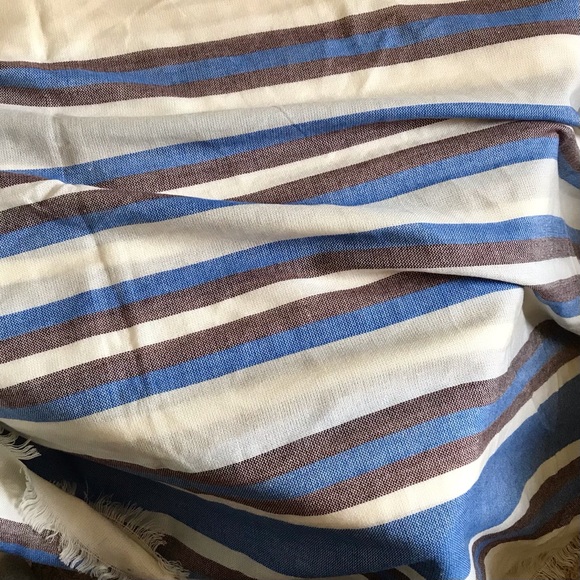 3/$20 Asos X-Large Blanket Scarf - Picture 3 of 6